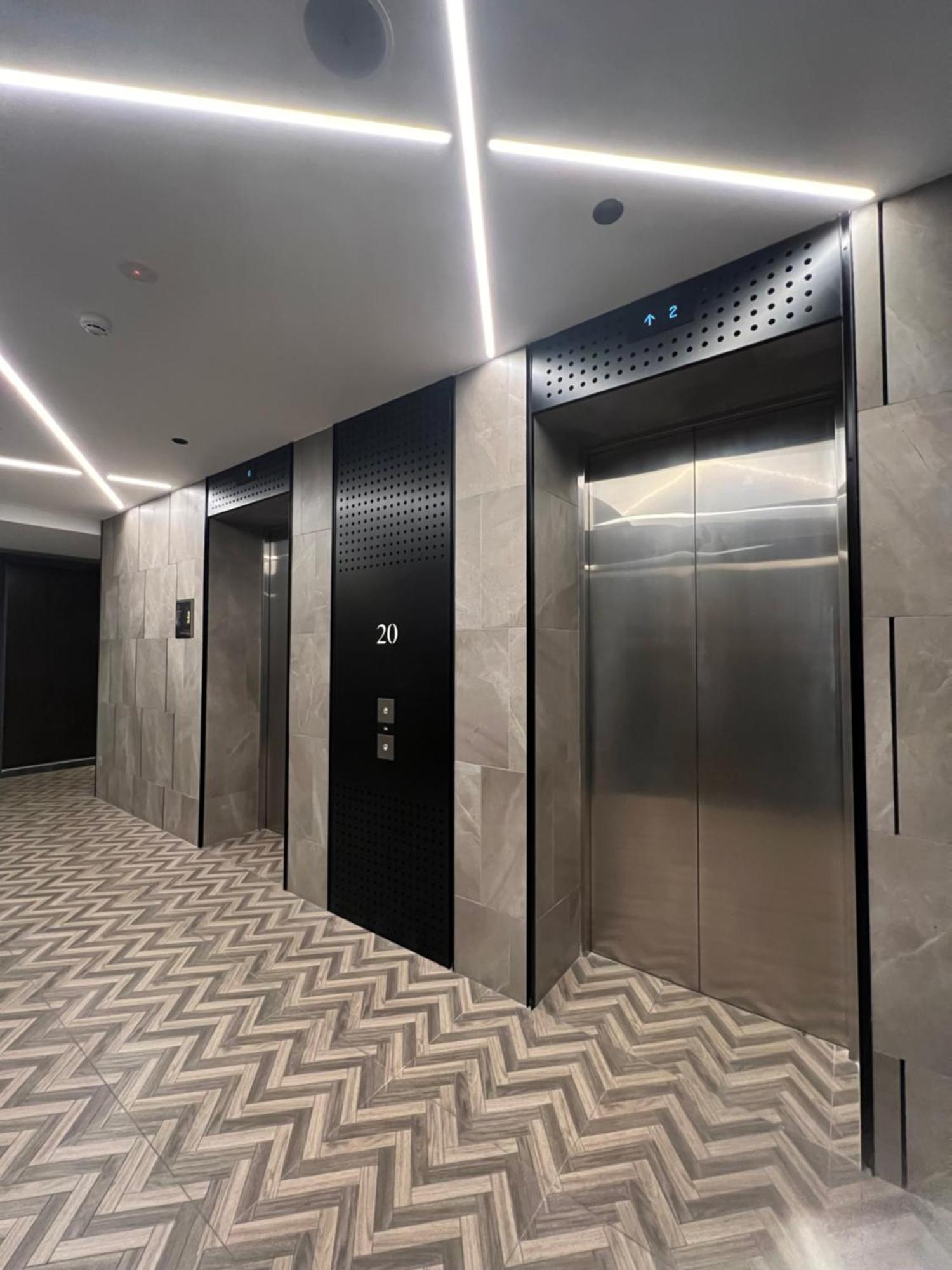 Scarletz Suites Kuala Lumpur By City Center Bagian luar foto