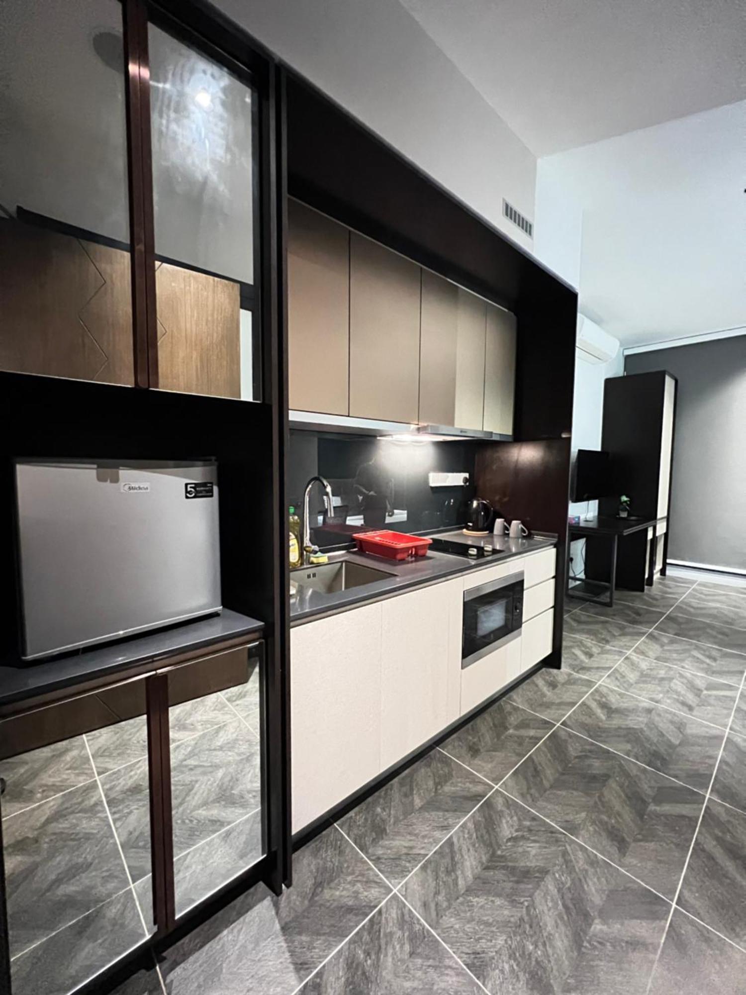 Scarletz Suites Kuala Lumpur By City Center Bagian luar foto