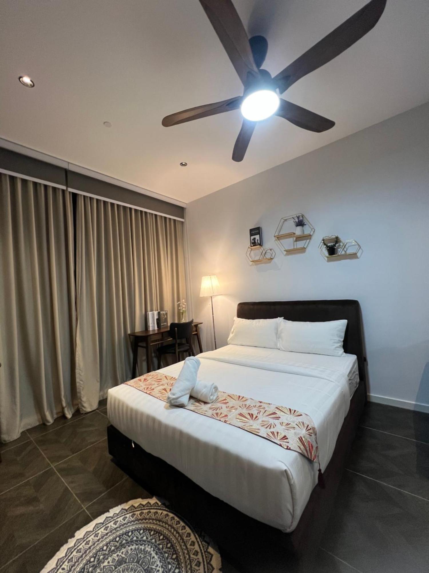 Scarletz Suites Kuala Lumpur By City Center Bagian luar foto