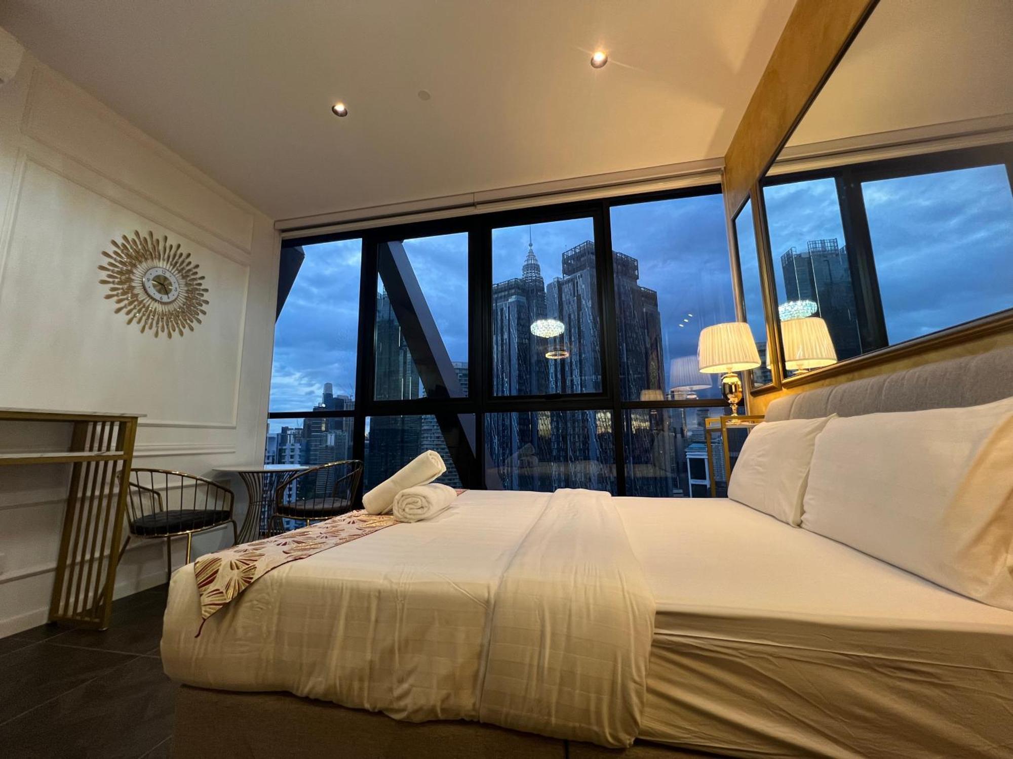 Scarletz Suites Kuala Lumpur By City Center Bagian luar foto