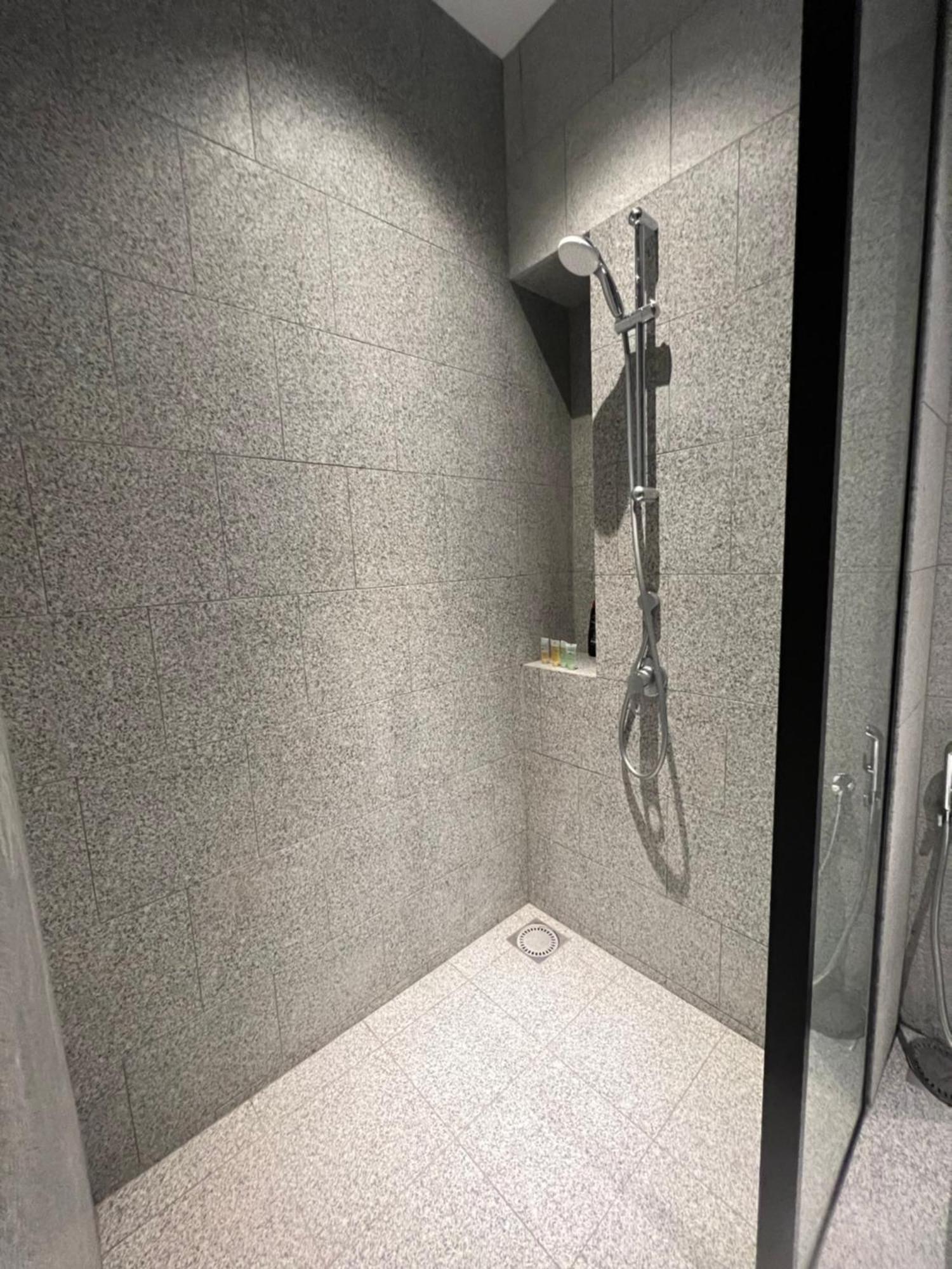 Scarletz Suites Kuala Lumpur By City Center Bagian luar foto